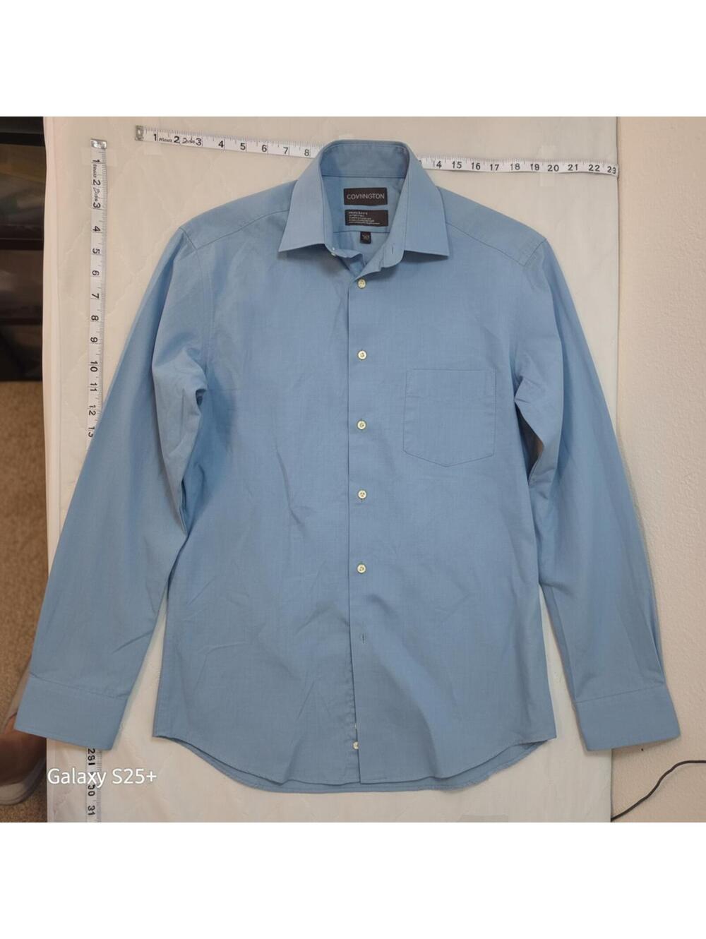 Covington Wrinkle-Free Stain-Free Light Blue Dress Shirt Size 14-14.5 / 32-33